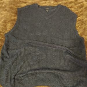 Men's DOCKERS vest sweater for sale!